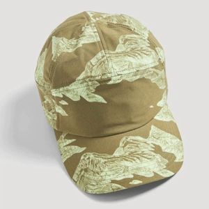 Janji transit tech cap limited addition mountain design in olive green